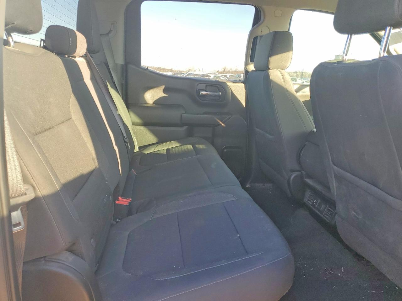 2020 CHEVROLET SILVERADO K1500 LT photo 10
