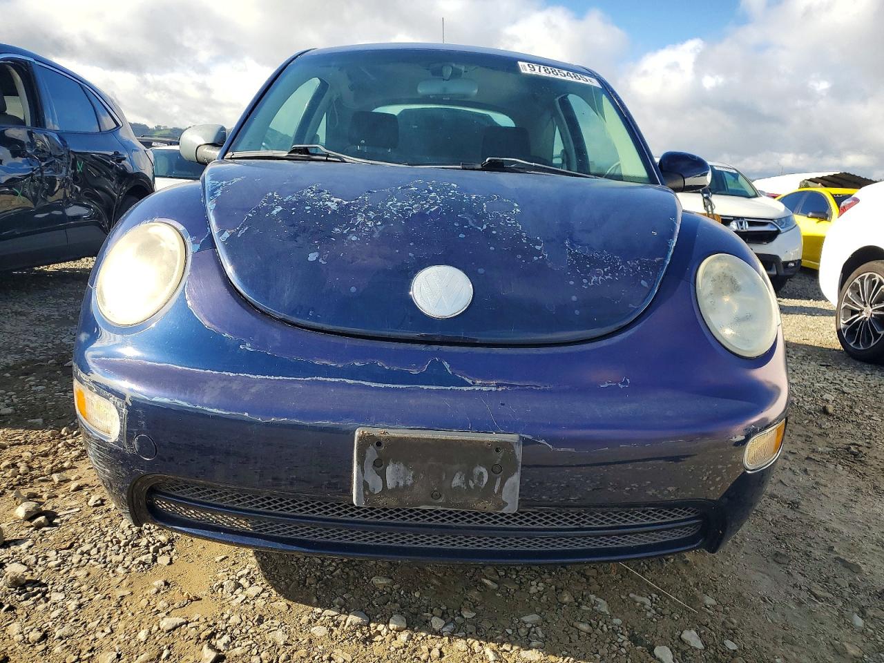 2004 VOLKSWAGEN NEW BEETLE GL photo 5