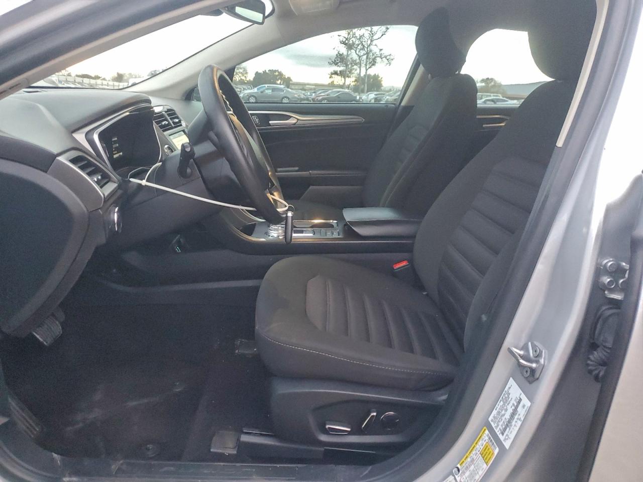 2019 FORD FUSION SE photo 7
