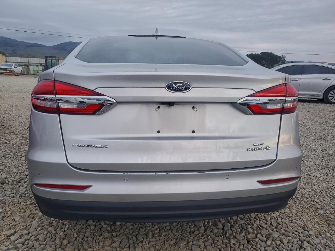 2019 FORD FUSION SE photo 6