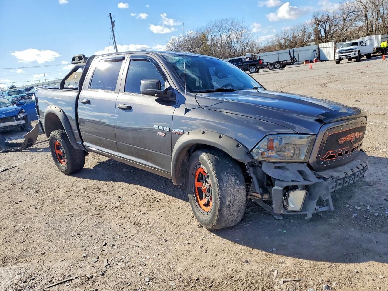 2014 RAM 1500 ST photo 4