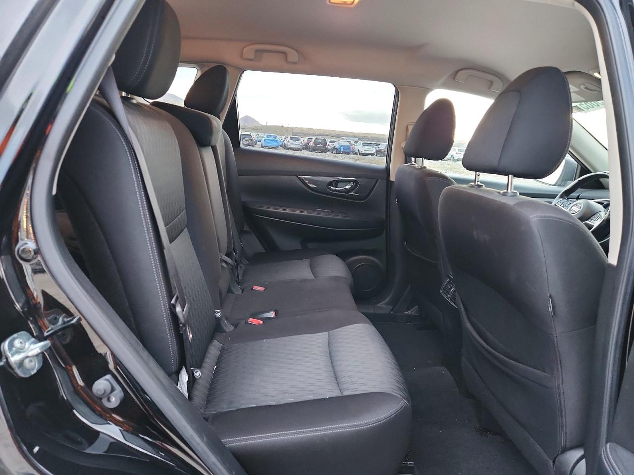 2020 NISSAN ROGUE S photo 10