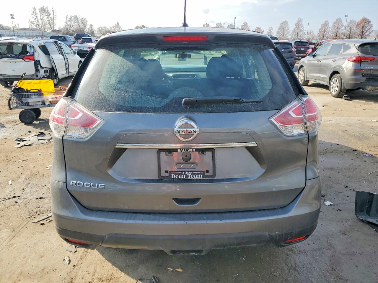 2016 NISSAN ROGUE S photo 6