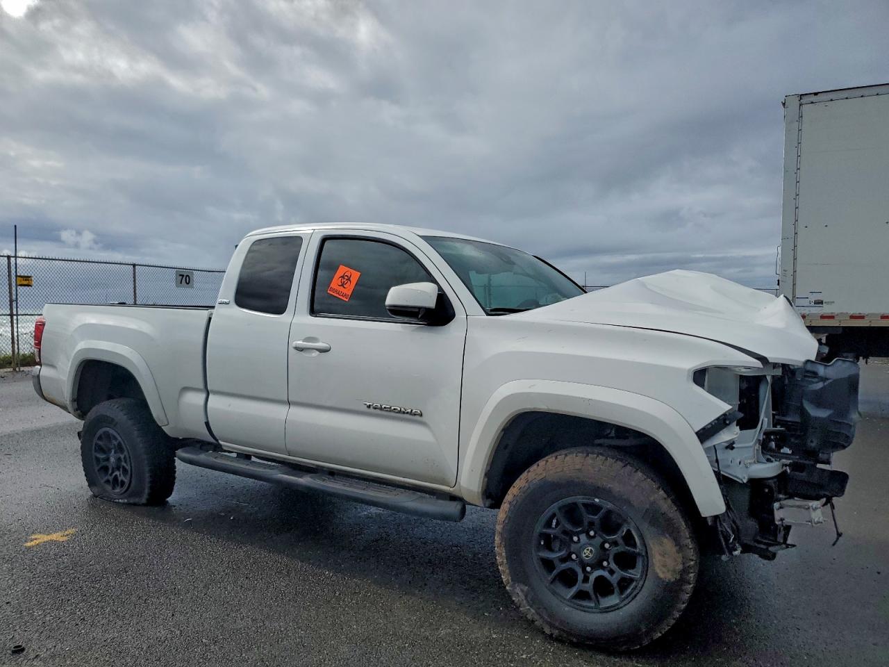2019 TOYOTA TACOMA ACCESS CAB photo 4