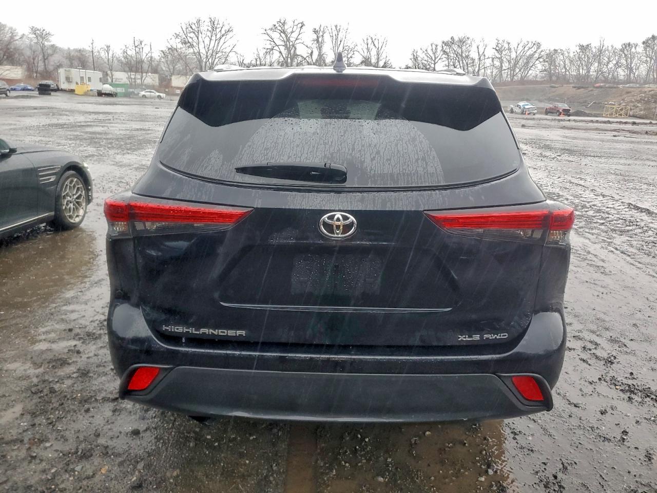 2023 TOYOTA HIGHLANDER L photo 6