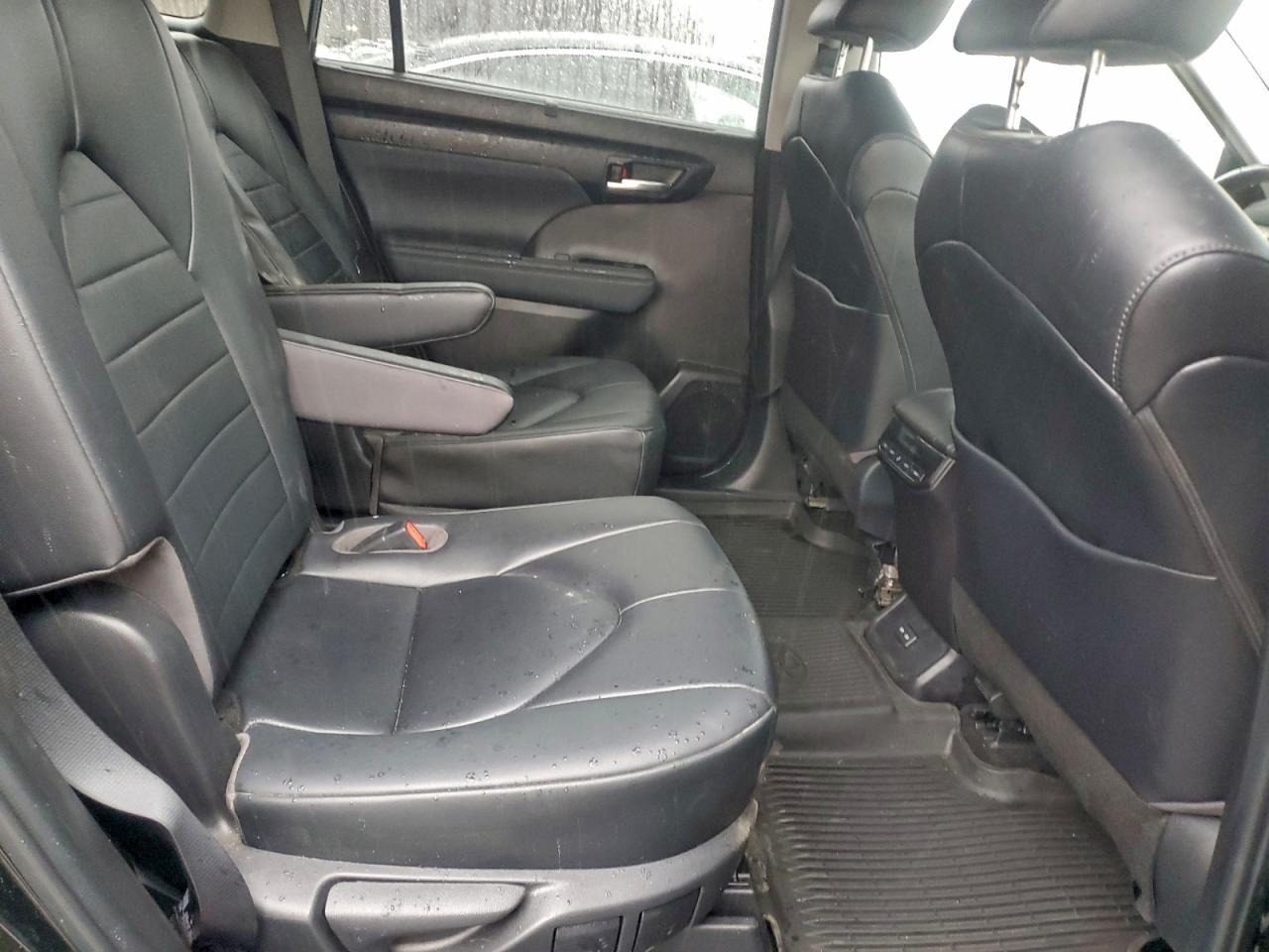 2023 TOYOTA HIGHLANDER L photo 11
