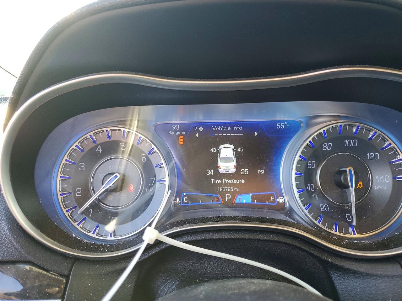 2020 CHRYSLER 300 photo 9