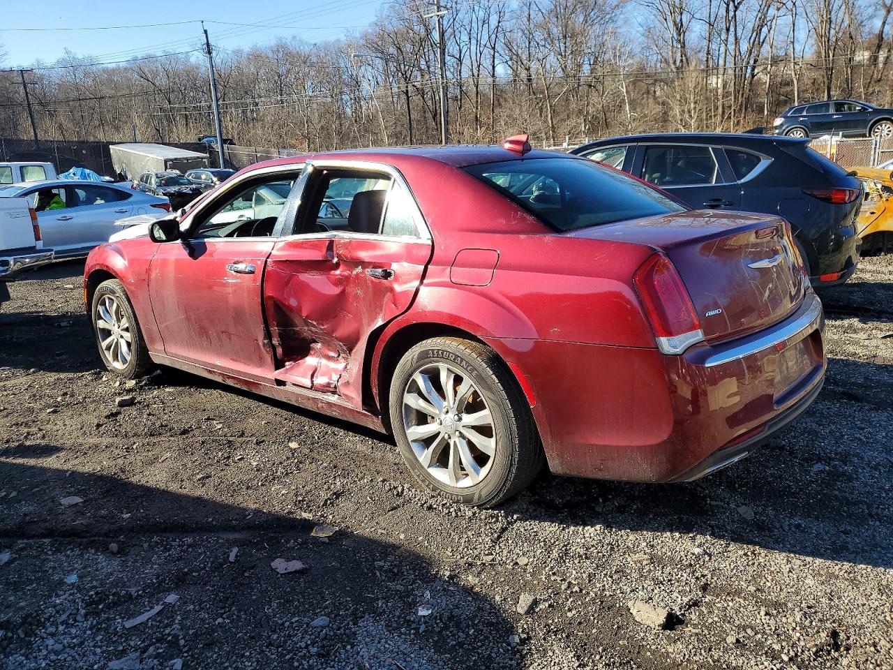 2020 CHRYSLER 300 photo 2