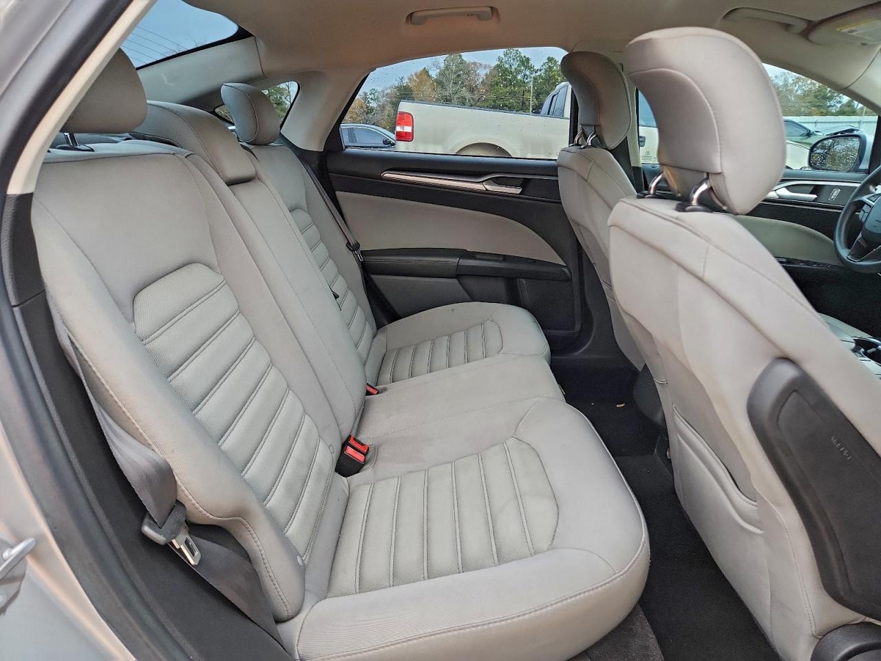 2014 FORD FUSION S photo 10