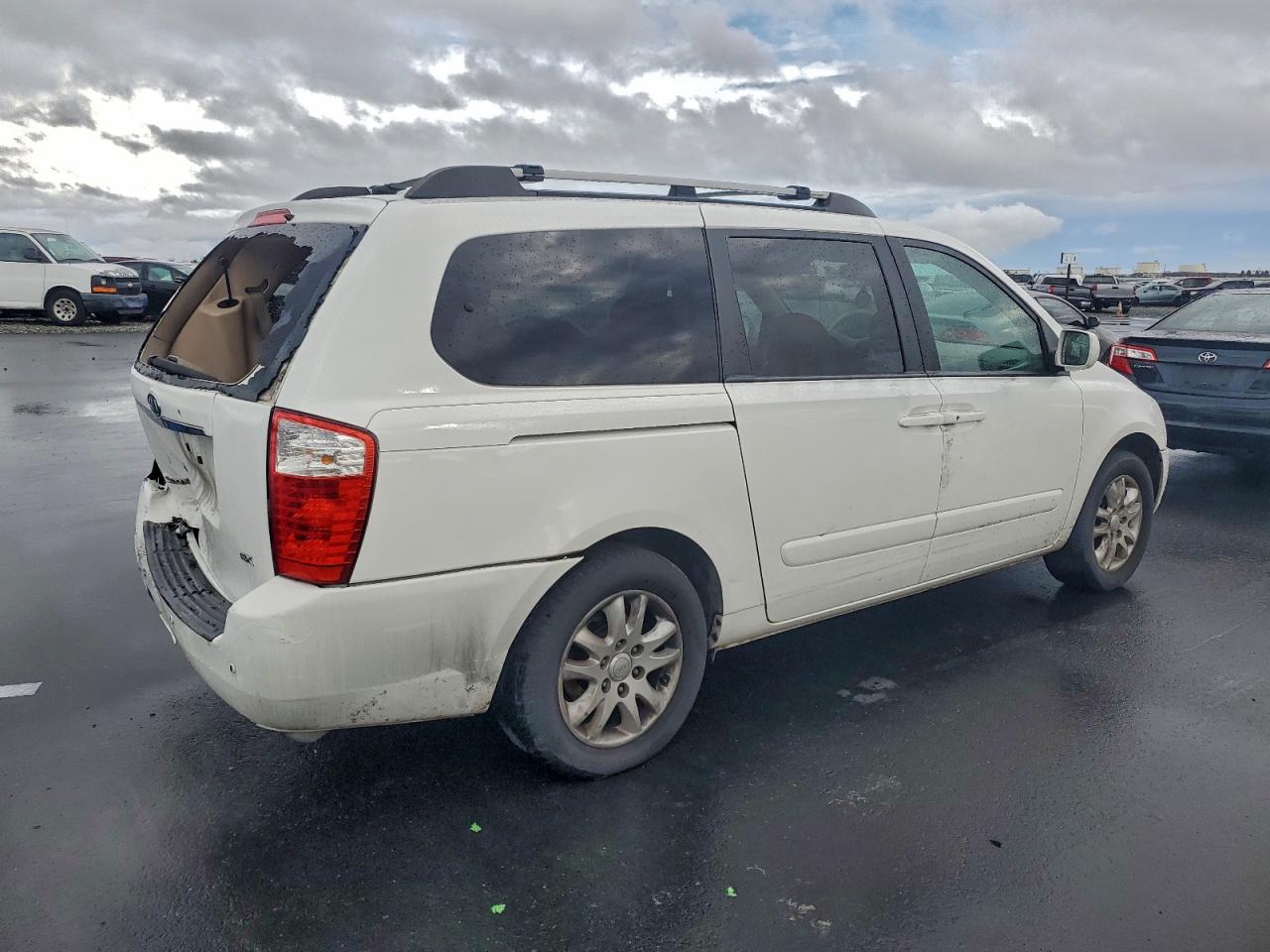 2006 KIA SEDONA LX photo 3