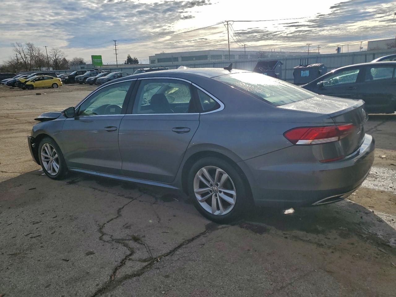 2020 VOLKSWAGEN PASSAT SE photo 3
