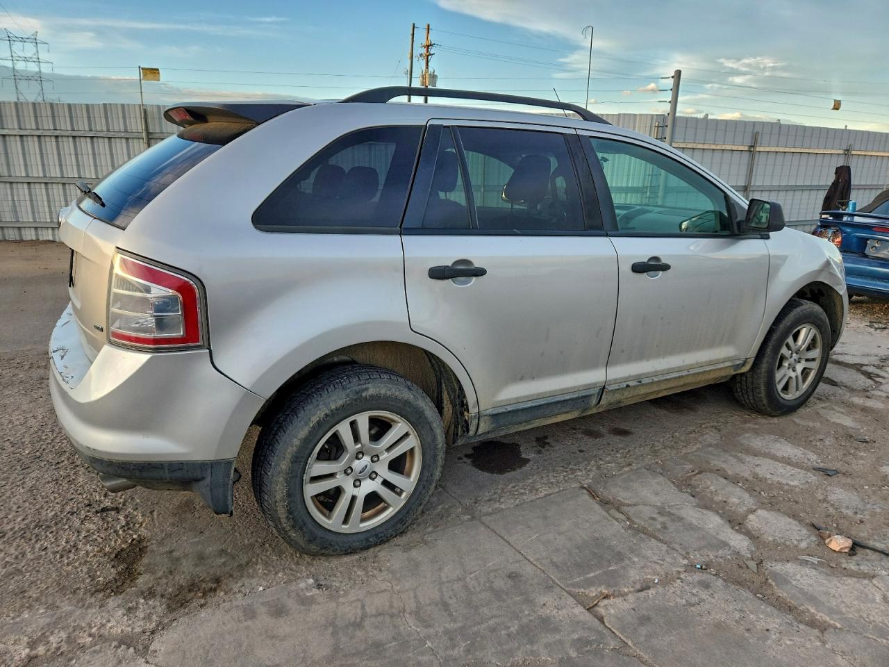2010 FORD EDGE SE photo 3