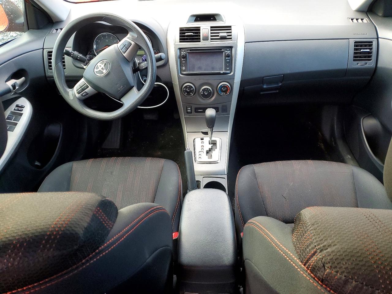 2013 TOYOTA COROLLA BASE photo 8
