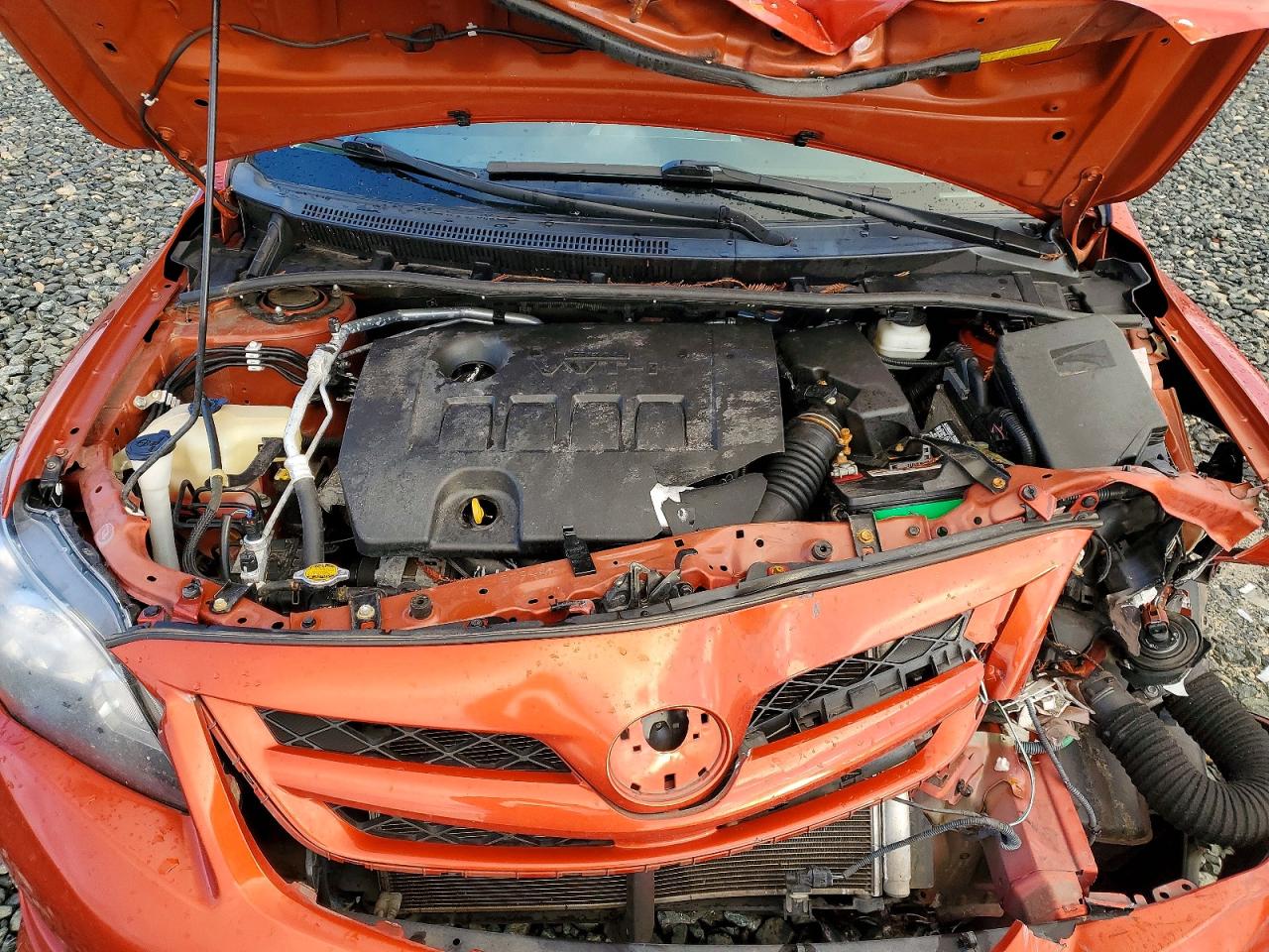 2013 TOYOTA COROLLA BASE photo 11