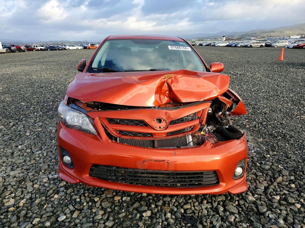 2013 TOYOTA COROLLA BASE photo 5