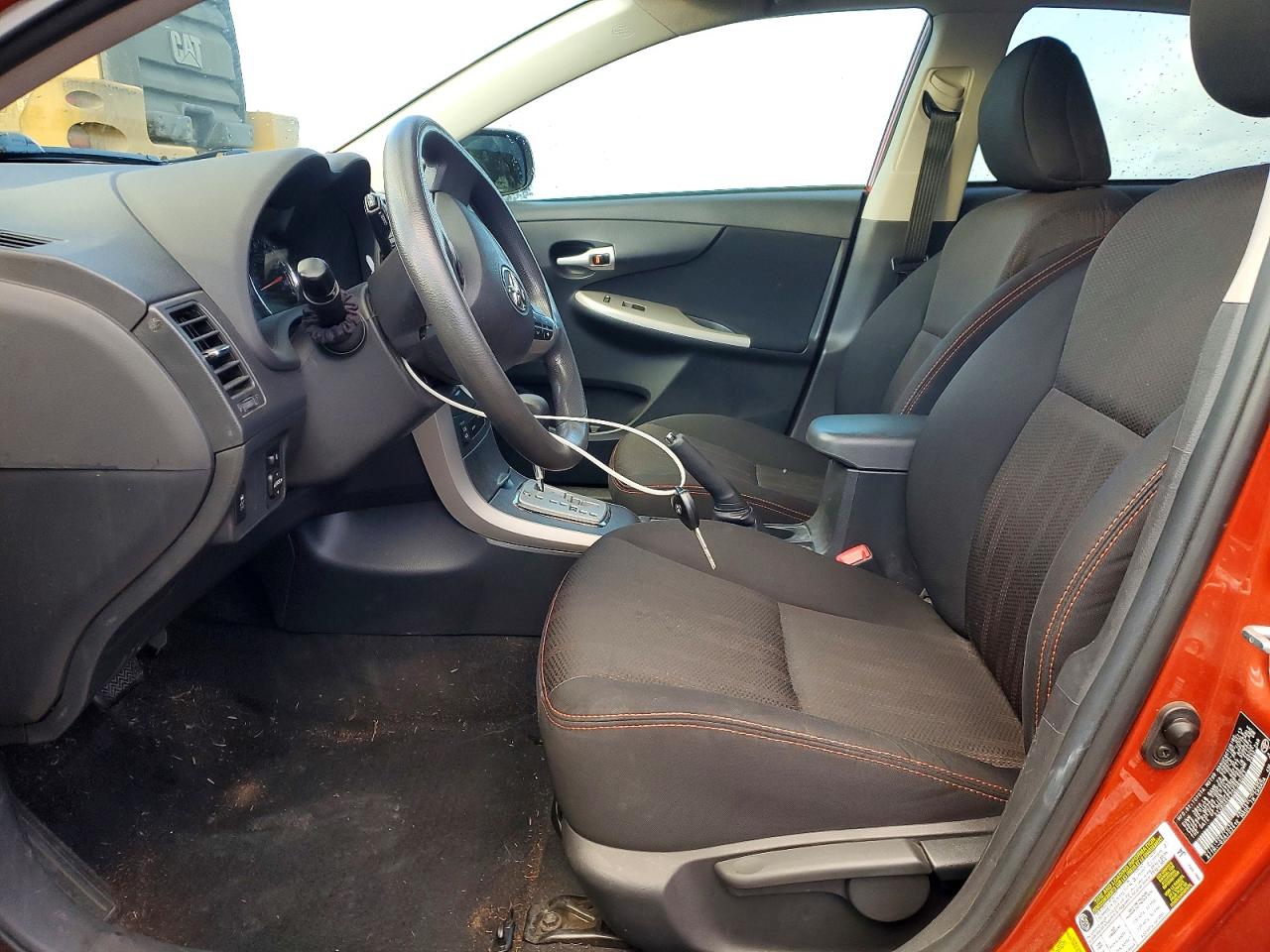 2013 TOYOTA COROLLA BASE photo 7