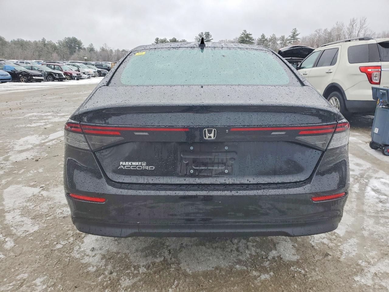 2025 HONDA ACCORD SE photo 6