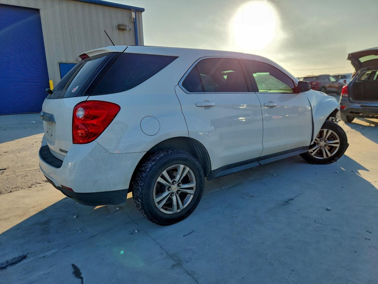 2015 CHEVROLET EQUINOX L photo 3
