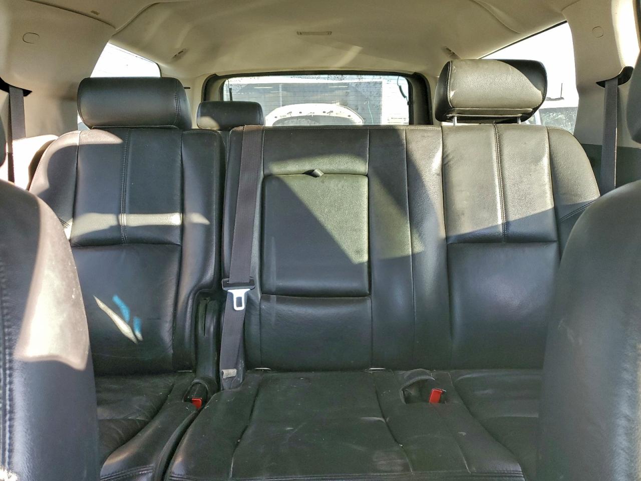 2008 CHEVROLET SUBURBAN K1500 LS photo 10