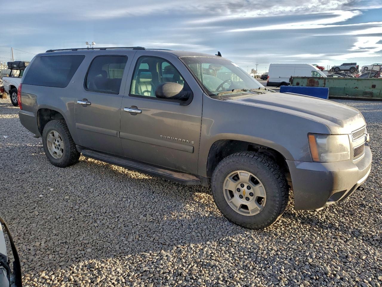 2008 CHEVROLET SUBURBAN K1500 LS photo 4