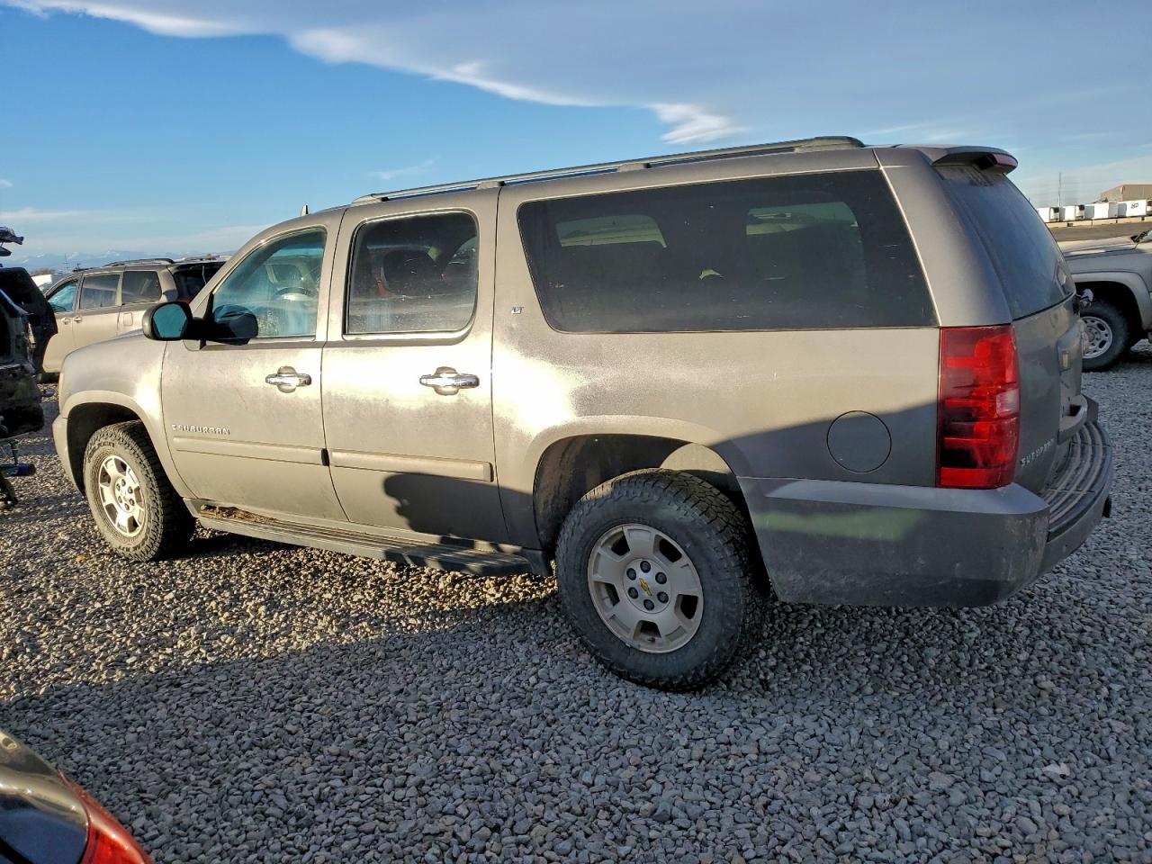 2008 CHEVROLET SUBURBAN K1500 LS photo 2