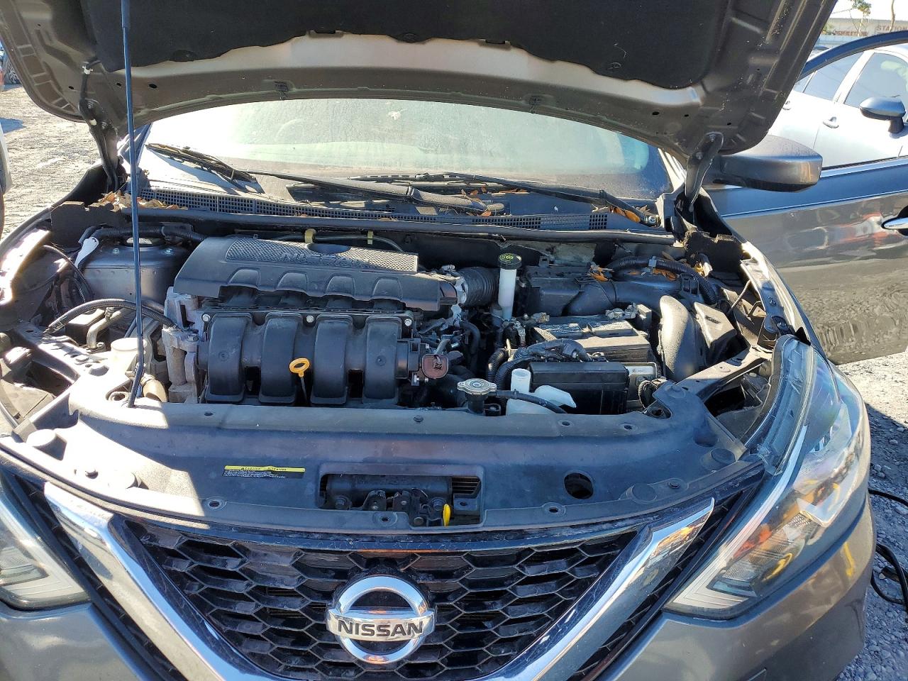 2019 NISSAN SENTRA S photo 11