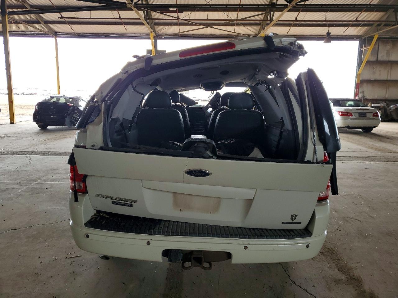 2004 FORD EXPLORER LIMITED photo 6