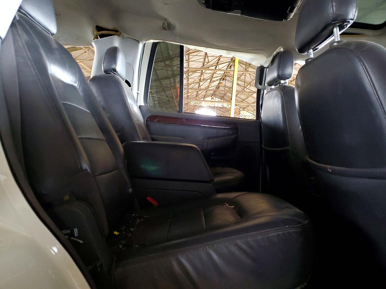 2004 FORD EXPLORER LIMITED photo 11