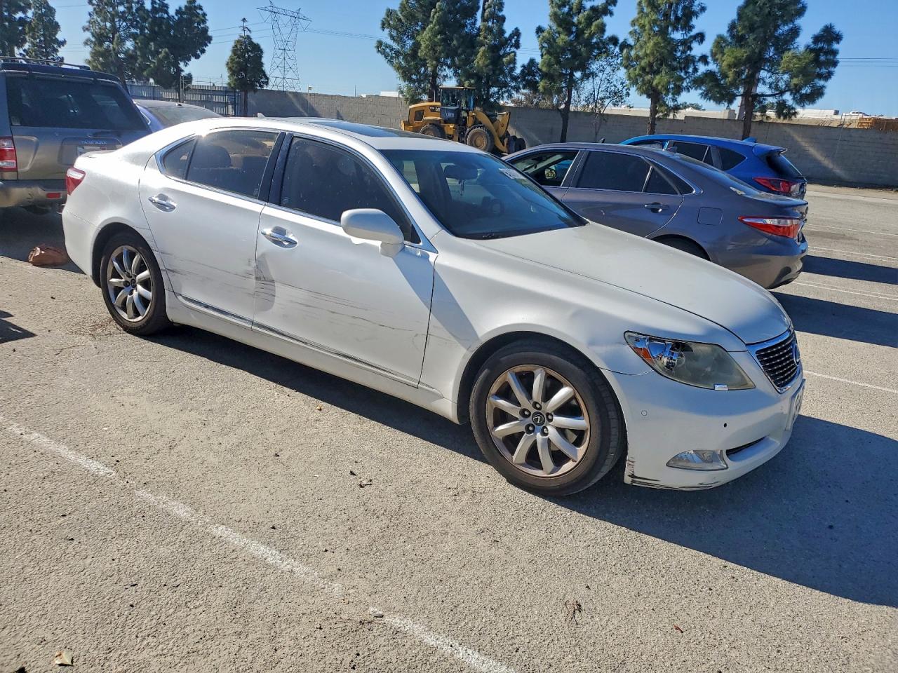 2007 LEXUS LS 460 photo 4