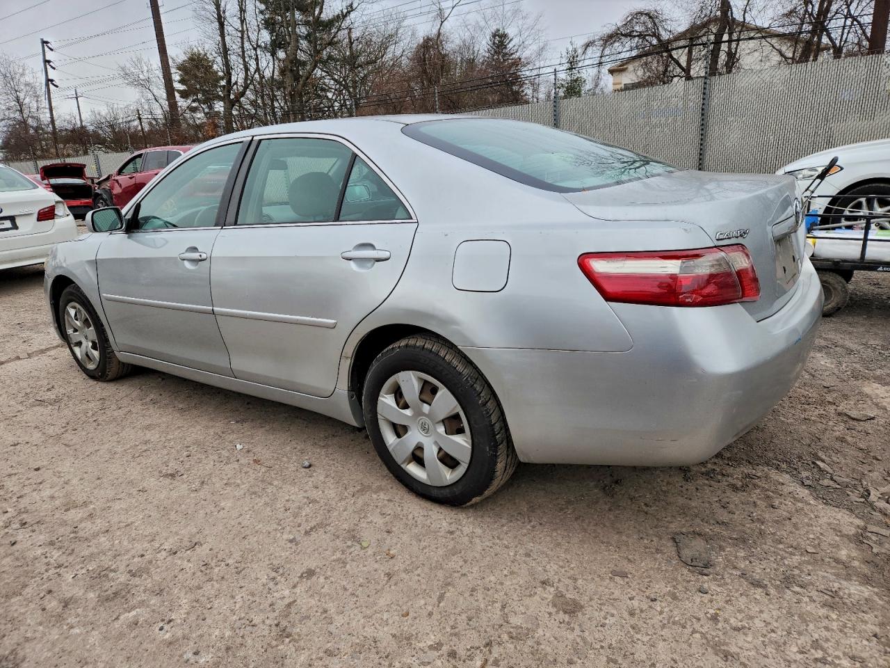 2007 TOYOTA CAMRY CE photo 2