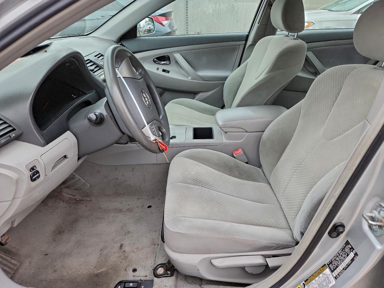 2007 TOYOTA CAMRY CE photo 7