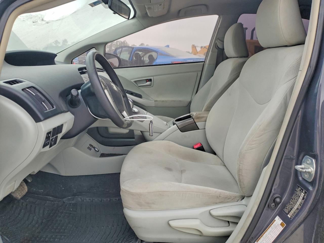 2012 TOYOTA PRIUS photo 7