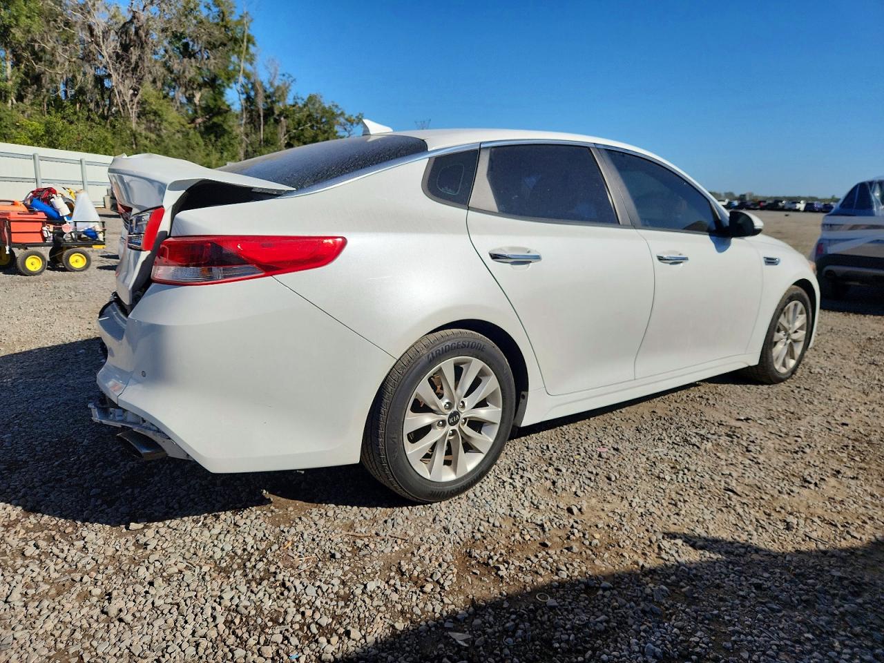 2018 KIA OPTIMA LX photo 3