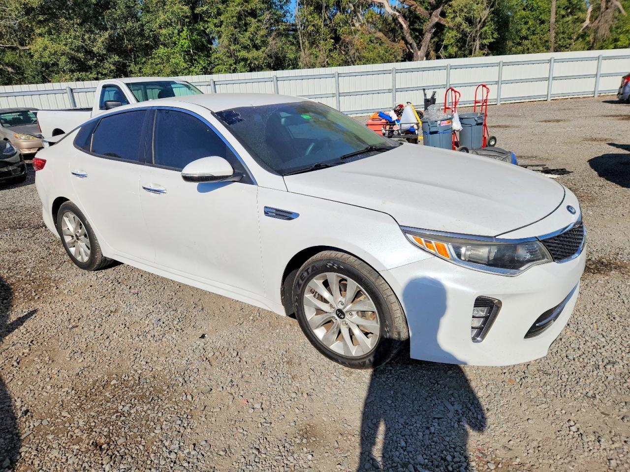 2018 KIA OPTIMA LX photo 4