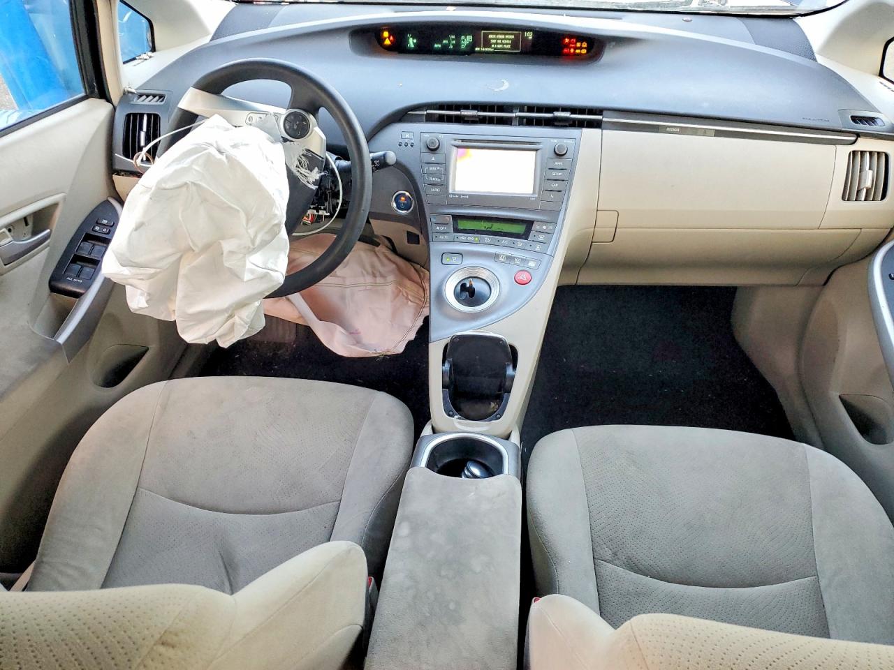 2012 TOYOTA PRIUS photo 8