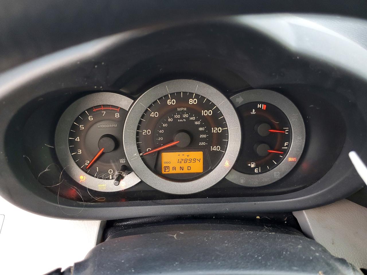 2011 TOYOTA RAV4 photo 9