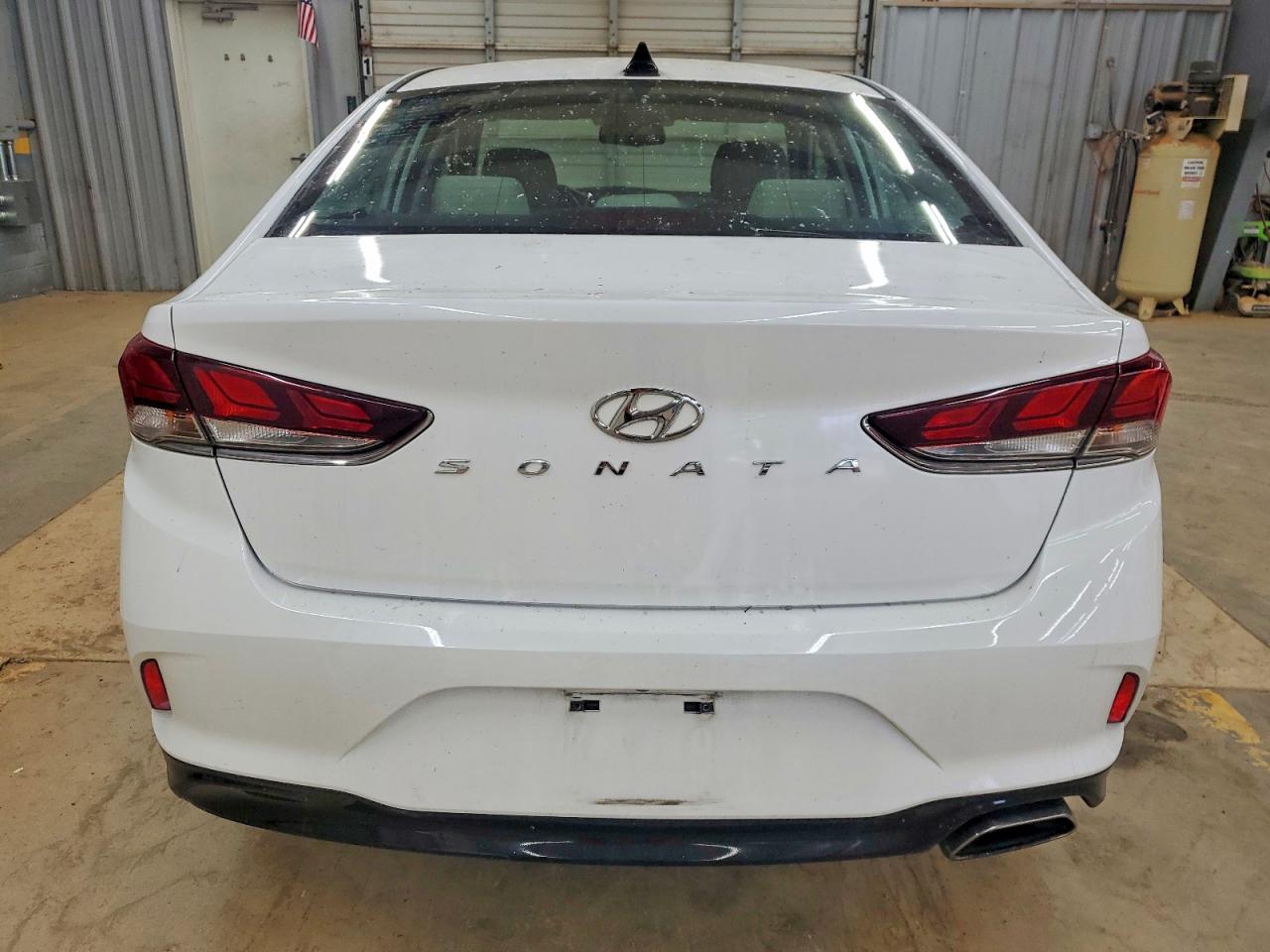 2018 HYUNDAI SONATA SPORT photo 6