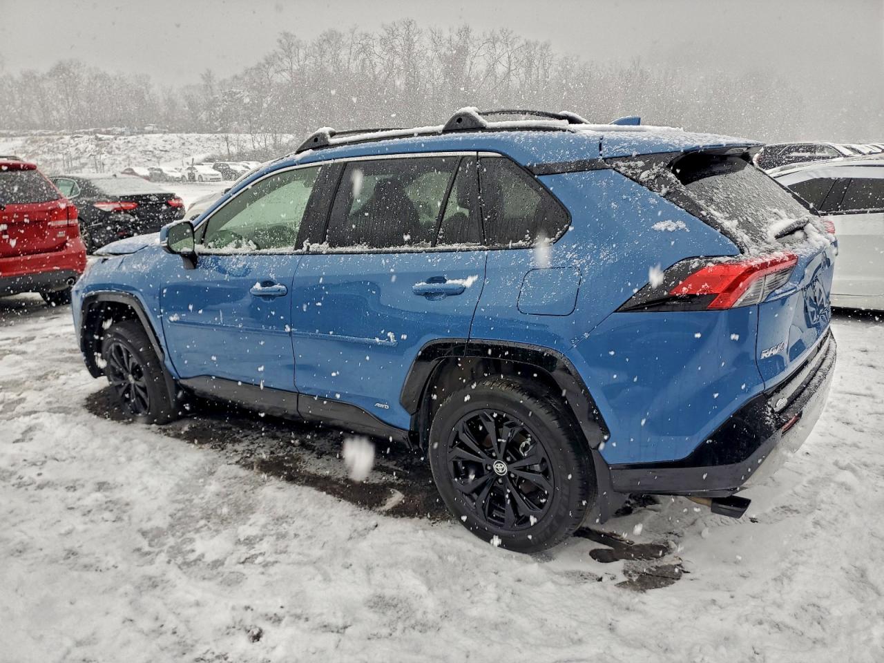 2024 TOYOTA RAV4 SE photo 2