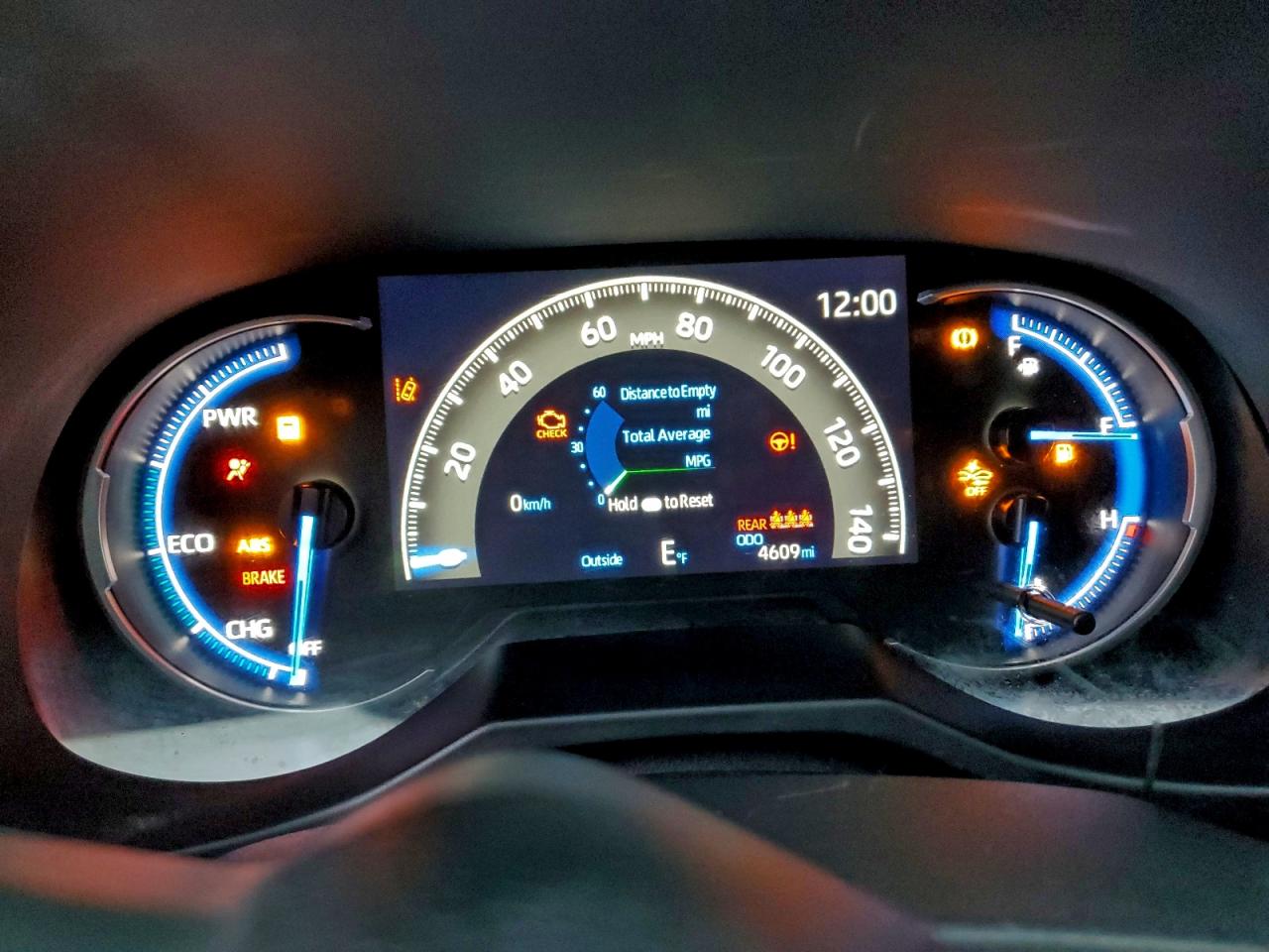 2024 TOYOTA RAV4 SE photo 9