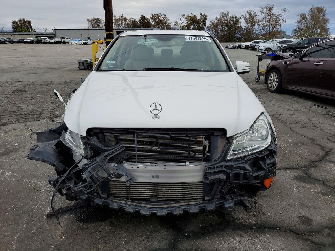 2013 MERCEDES-BENZ C 250 photo 5