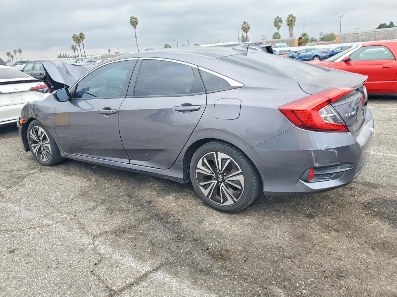 2016 HONDA CIVIC EX photo 2