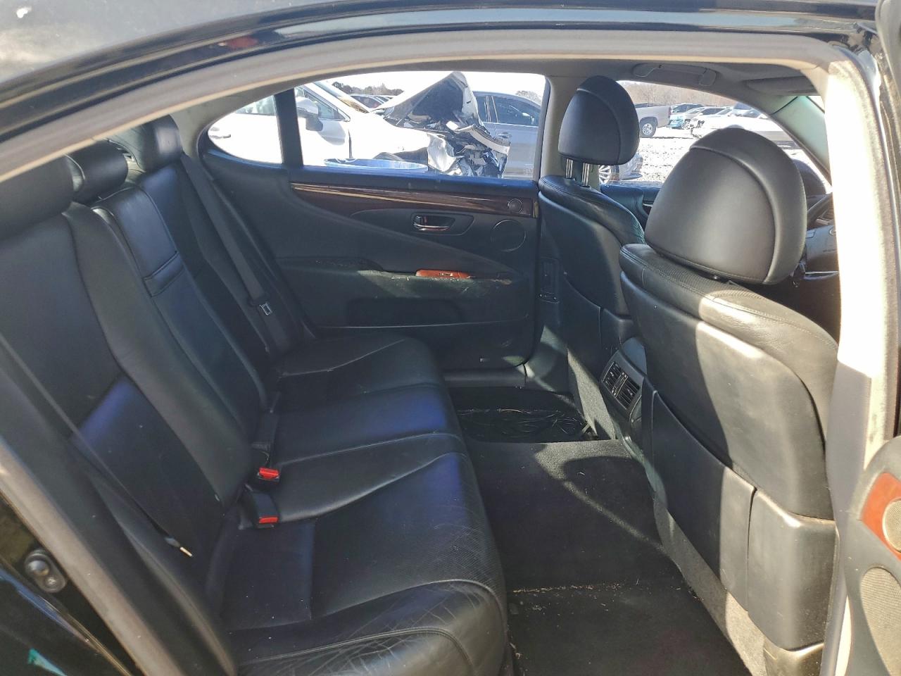 2009 LEXUS LS 460L photo 19