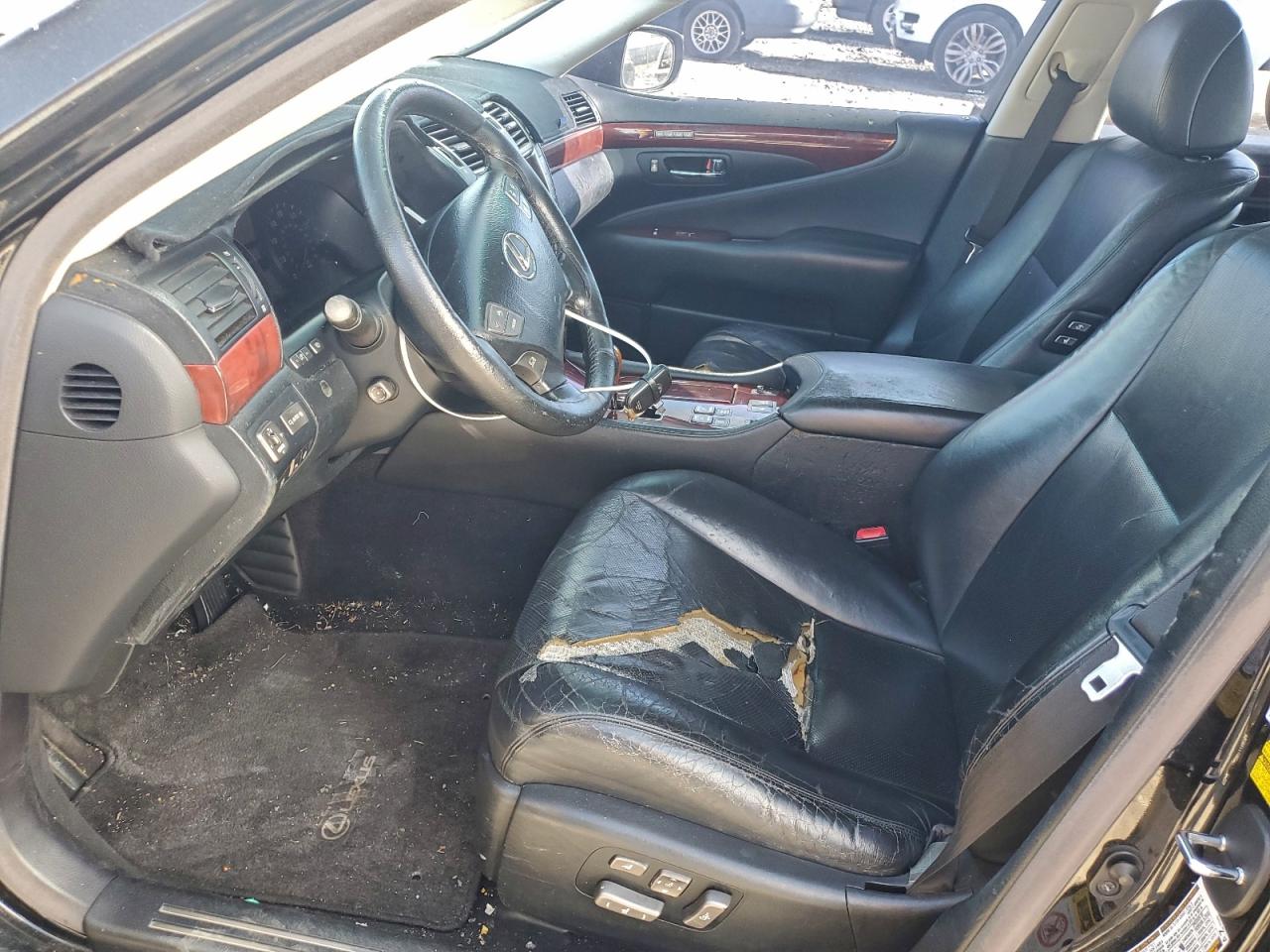 2009 LEXUS LS 460L photo 13
