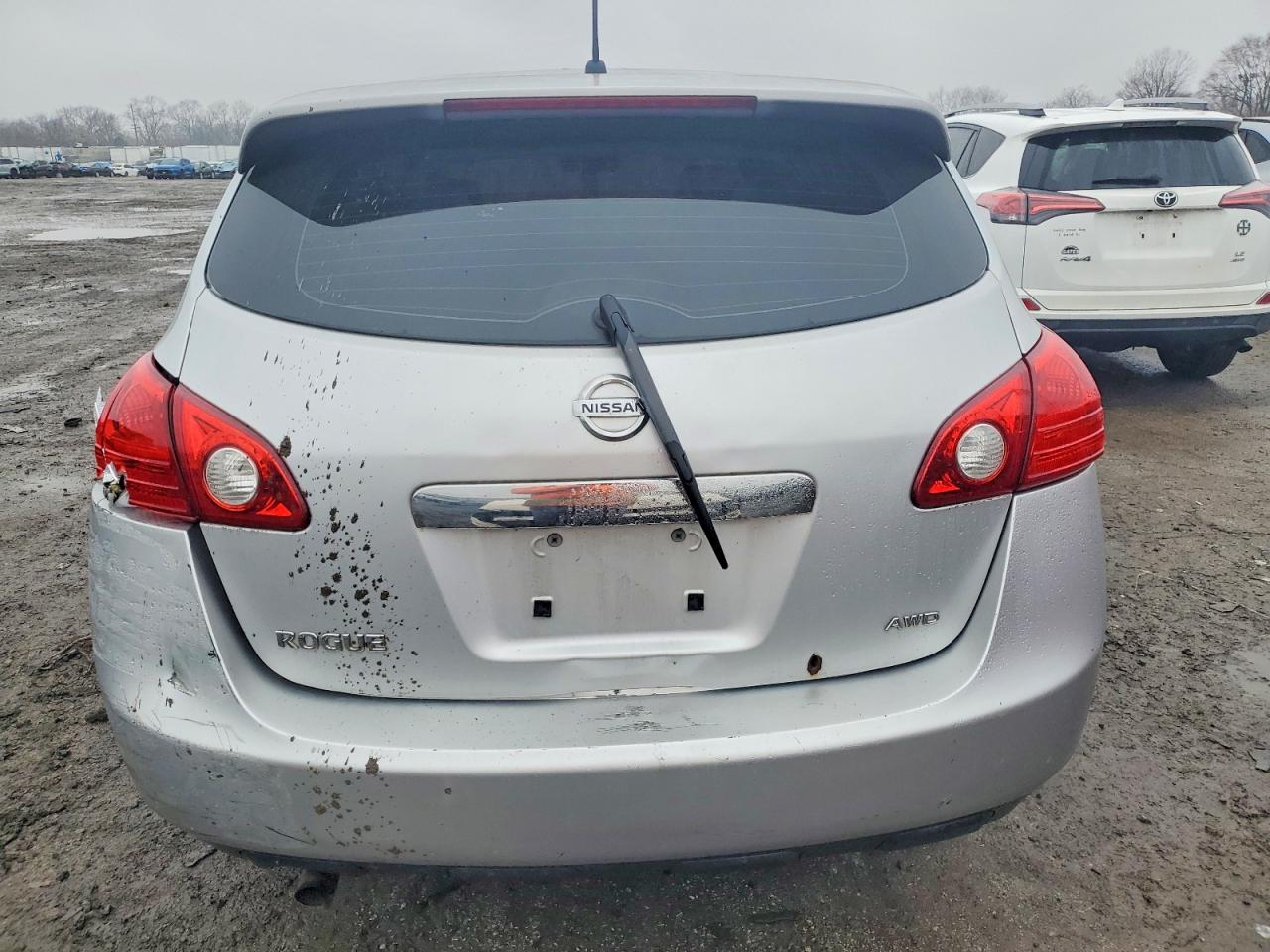 2013 NISSAN ROGUE S photo 16