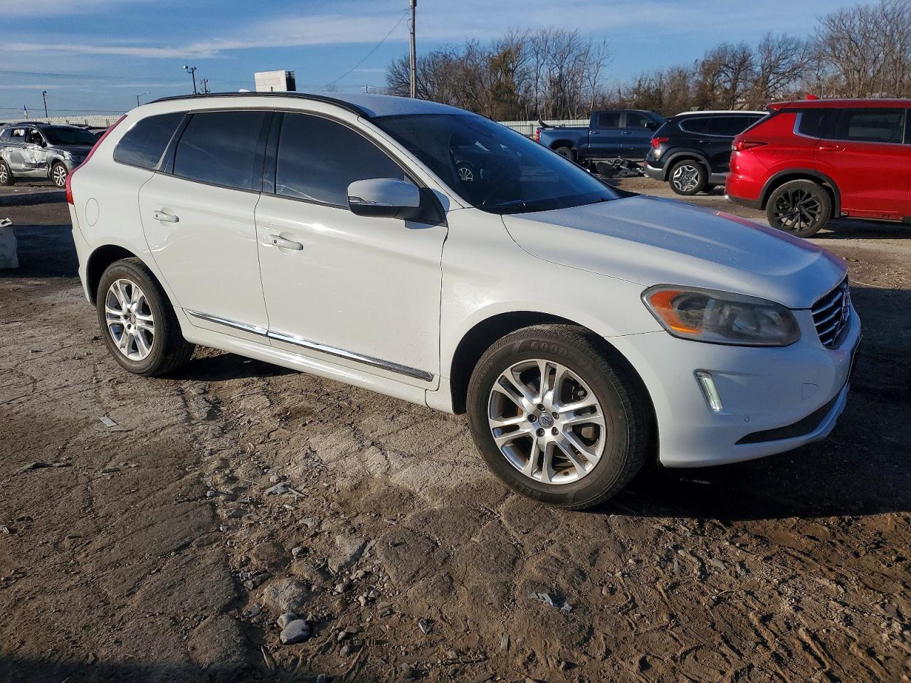 2016 VOLVO XC60 T5 photo 4