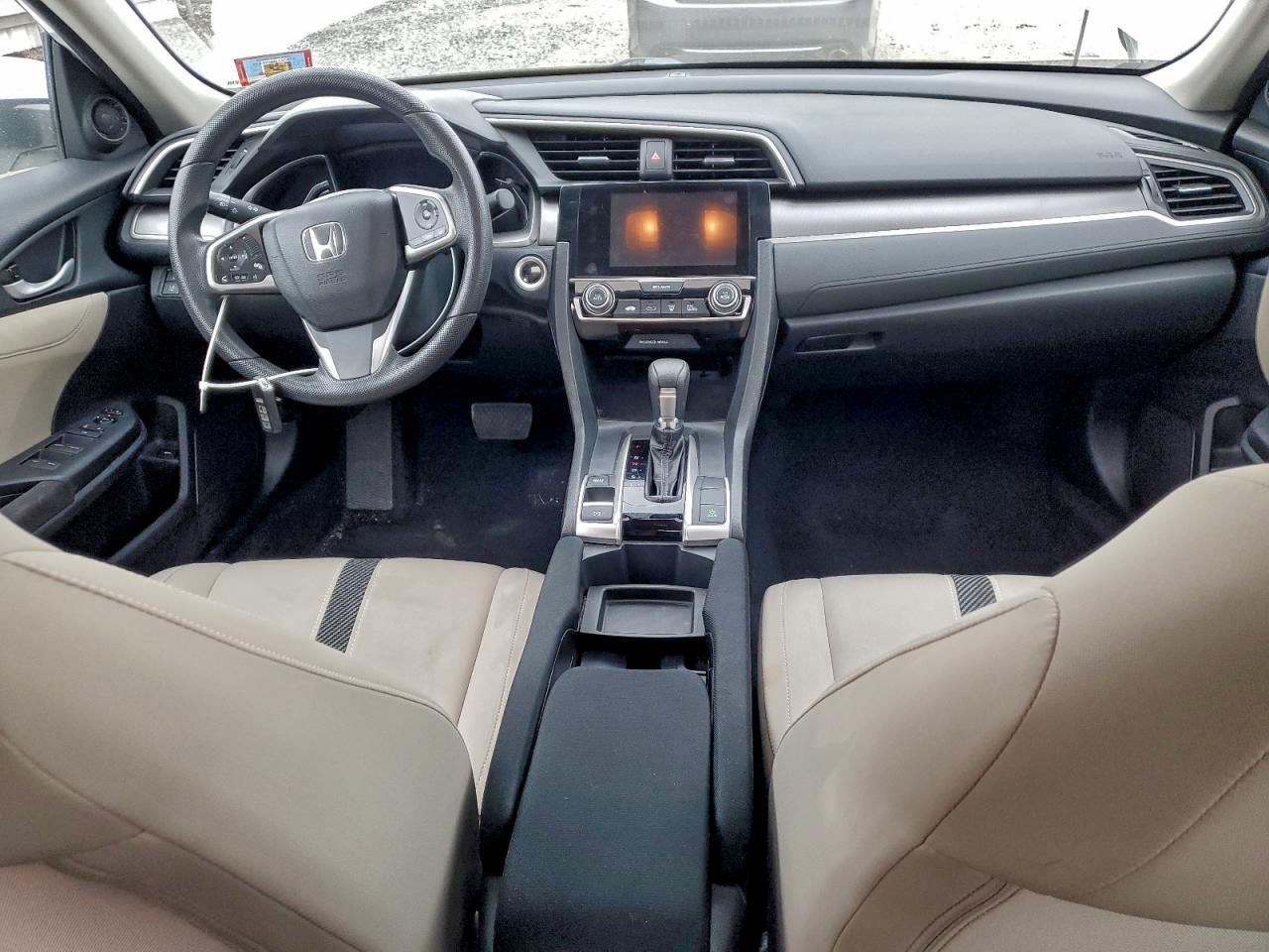 2016 HONDA CIVIC EX photo 8