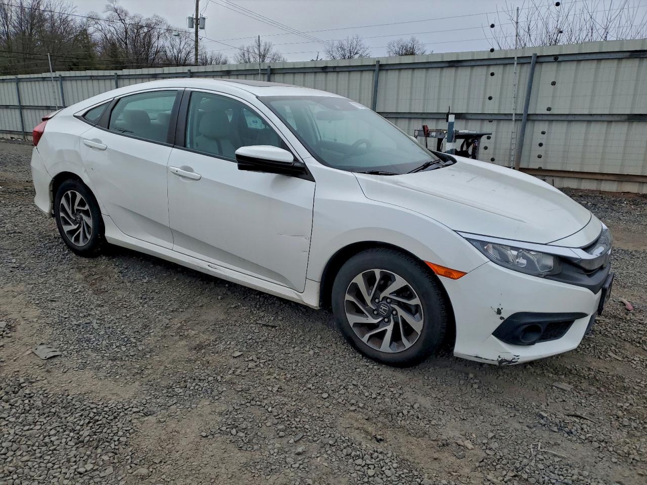 2016 HONDA CIVIC EX photo 4