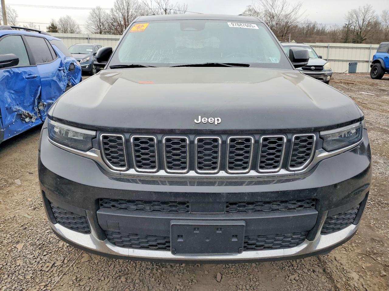 2022 JEEP GRAND CHEROKEE L LAREDO photo 5