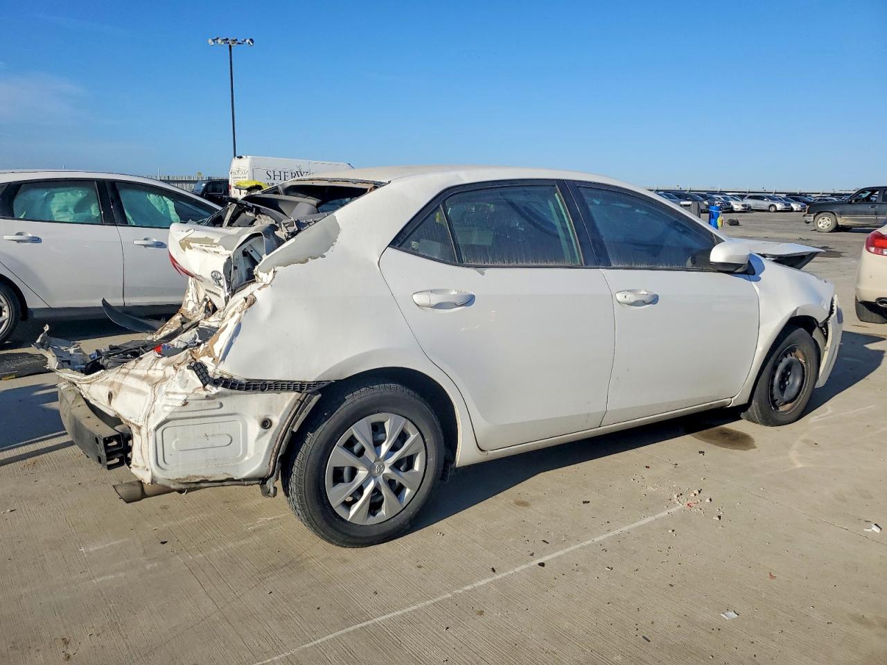 2016 TOYOTA COROLLA L photo 5