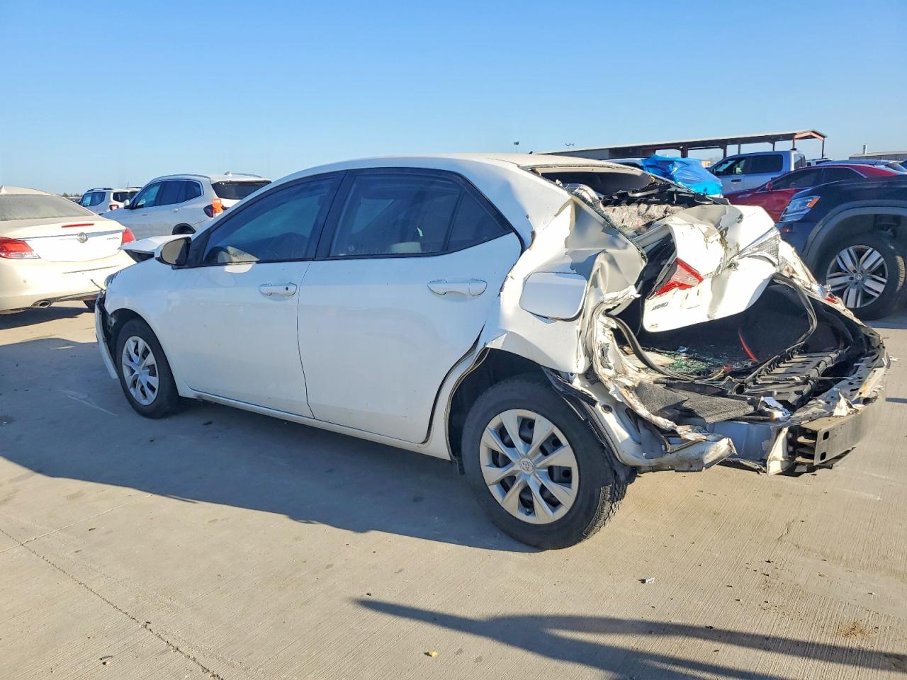 2016 TOYOTA COROLLA L photo 3